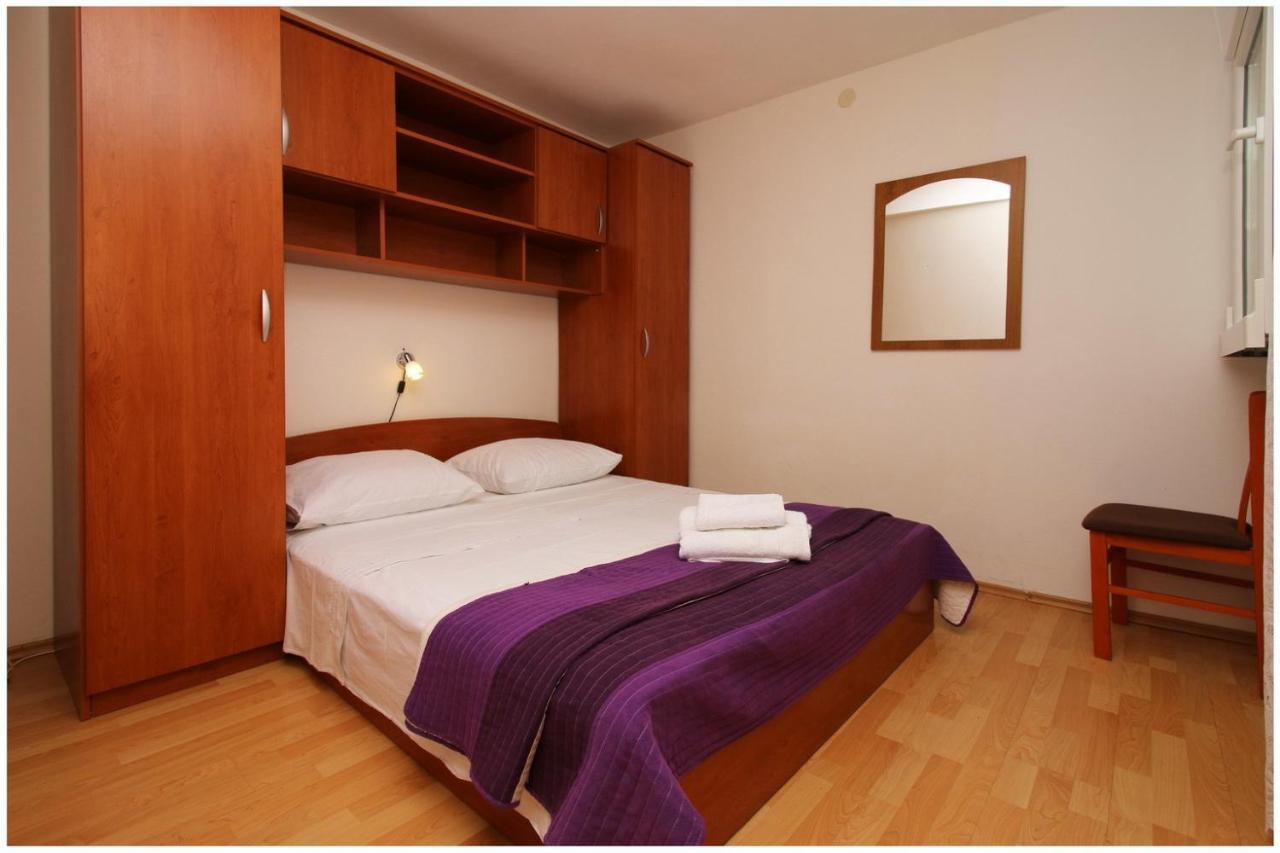 Apartments Elvi - Amazing Position & Parking Примоштен Экстерьер фото