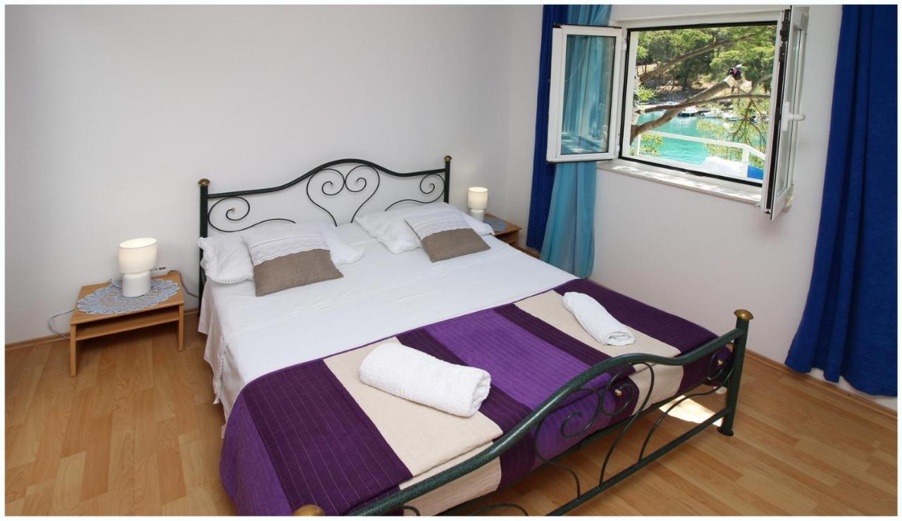 Apartments Elvi - Amazing Position & Parking Примоштен Экстерьер фото